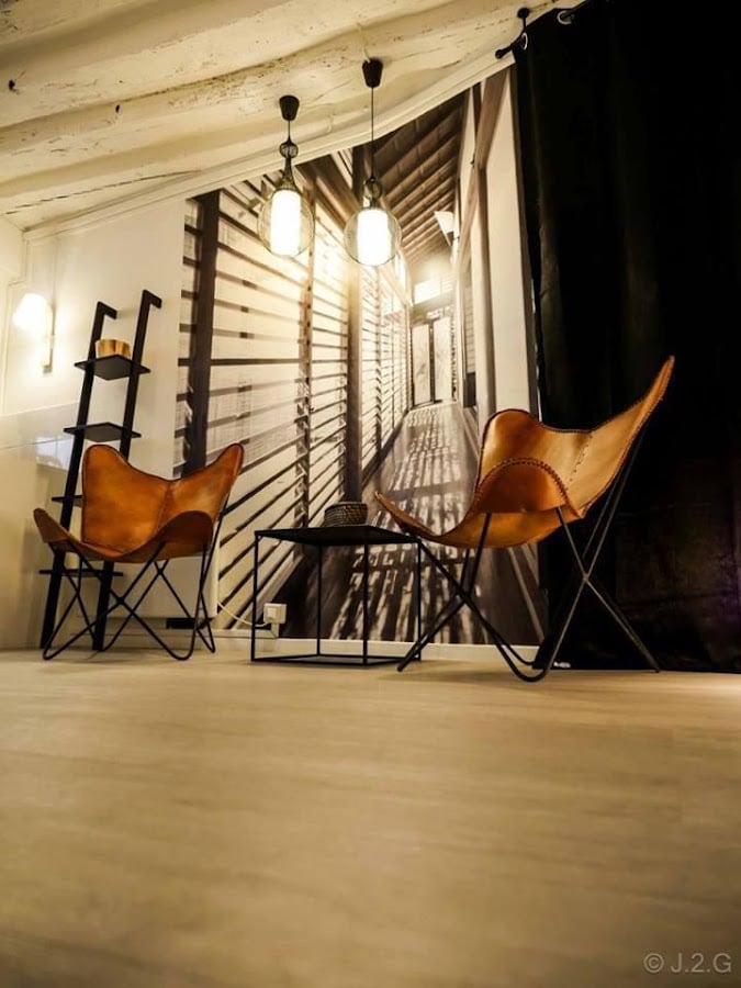 Salon Massage Concept